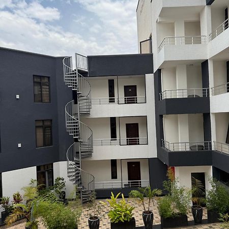 Cascadia Apartments Кигали Экстерьер фото