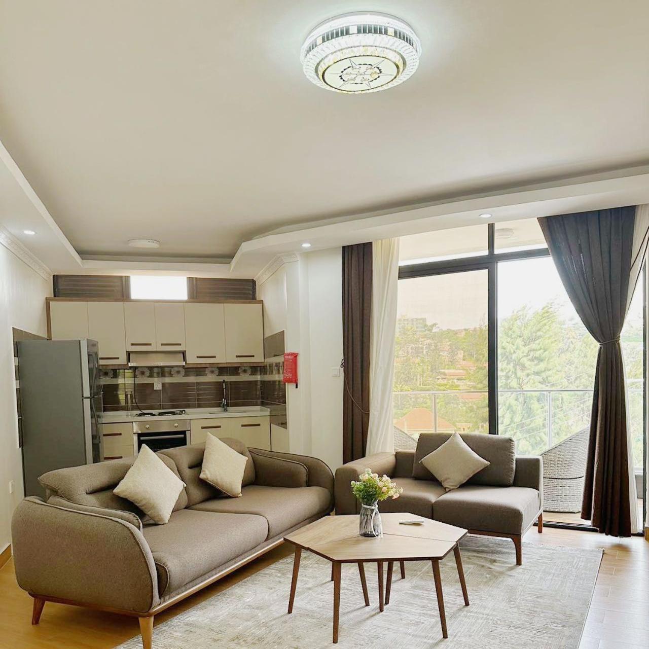 Cascadia Apartments Кигали Экстерьер фото